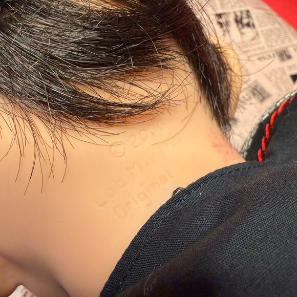 Vintage 2000 Lee Middleton Original Gift Doll - Nostalgic Collector's Treasure - Picture 6 of 12